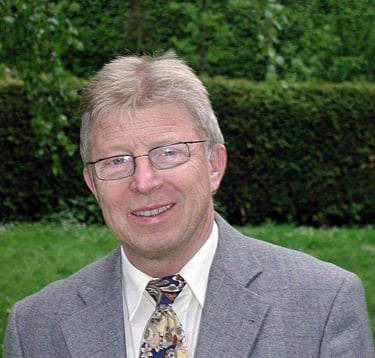 Dr. Karl Kohlbacher