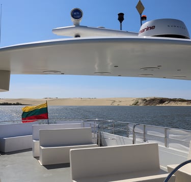 dviejų denių laivo nuoma