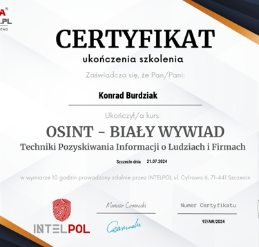 Certyfikat potwierdzający kompetencje adwokata zajmującego się sprawami karnymi w Szczecinie.