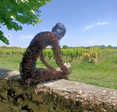 sculpture fil de fer Wilfrid Bricourt domaine de Sevanne Gard