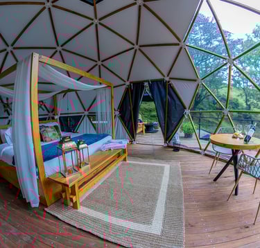 Habitacion de lujo en Casa Quincha Glamping cerca de Bogota en clima templado