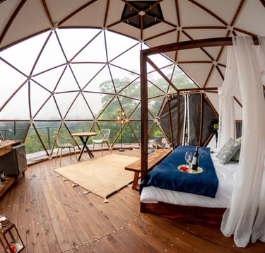 Habitacion y vista sorprendente  en Casa quincha Glamping