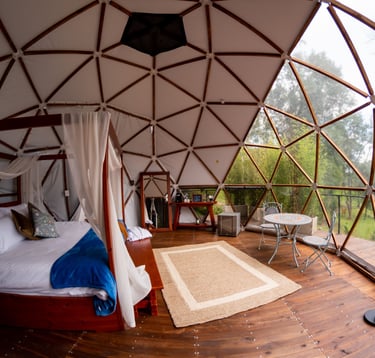 Habitacion de lujo en Casa Quincha Glamping cerca de Bogota en clima templado