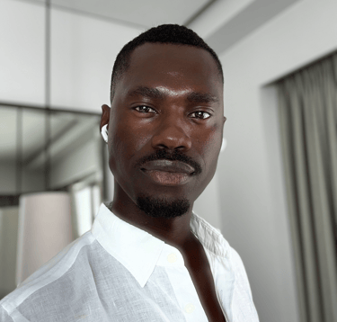 Kelly Dowd, Visionary Author