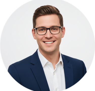 Testimonial avatar (male)