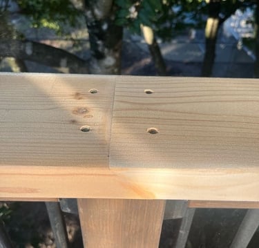 Cedar handrail joint