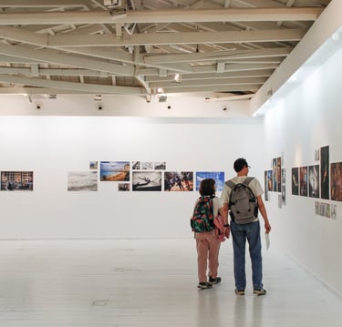 Άποψη από την έκθεση του Eyes of Light - 1ος Φωτομαραθώνιος Ελπίδας κατά του Καρκίνου