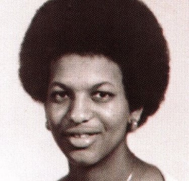 Tinetra Fain, 20