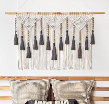 big macrame wallhanger