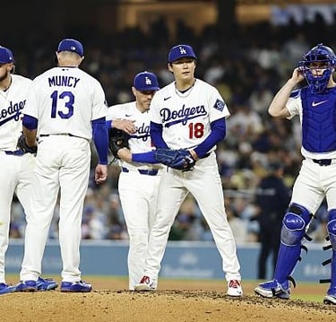 Dodgers Yoshinobu Yamamoto (18) is pulled from the mound during the 8th inning of a game vs. NY Mets in L.A. (apr.14/26)