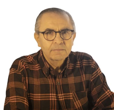 alt="Hassan Yamin, poète et auteur de La Poésie Française"