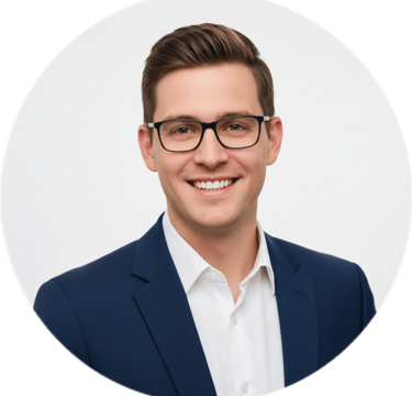 Testimonial avatar (male)