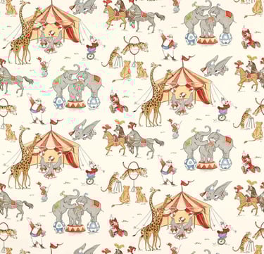 Papier peint d'élephants dans un cirque, de girafes et de Dumbo volant