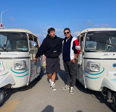 ape calessino tuktuks with the drivers