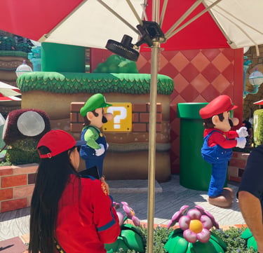 Super Nintendo World - Mario and Luigi Meet and Greet