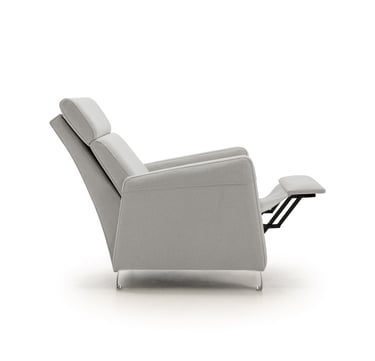 Sillón relax manual con respaldo reclinable y reposapiés extensible, diseño funcional y ergonómico