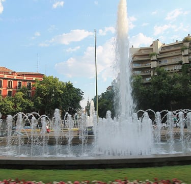 Glorieta de san Bernardo en barrio de Chamberí, Madrid.