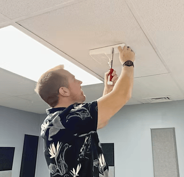 pattern recognition debesijos AI išmanus detektorius kalibruojasi nuotoliniu būdu 