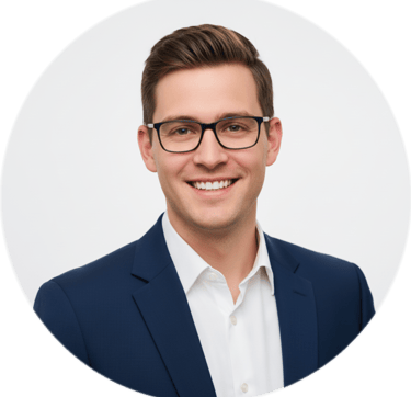 Testimonial avatar (male)