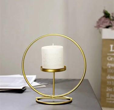 Brass rounded candle stand