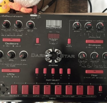 Red Sound Darkstar, virtual analogue synthesizer.
