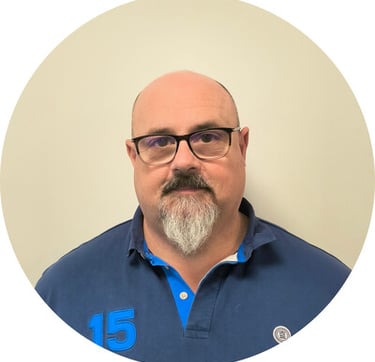 portrait de notre responsable pôle isolation - placo - cuisine -électroménager