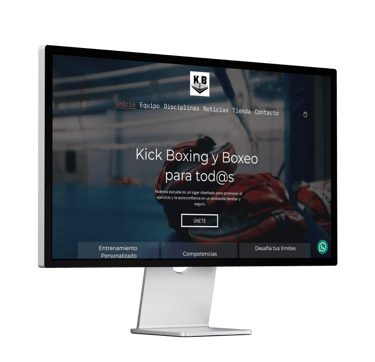 Pantalla ordenador mostrando ejemplo de página web hecha por Sandra Roig Marketing