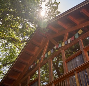 Bild des Seminarzentrums Riederalp; Yogaraum von außen