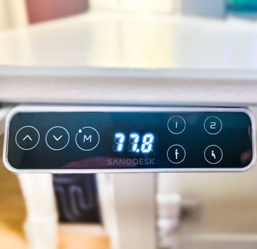 Bureau réglable Shelfi – La Garenne-Colombes – commande électrique intégrée