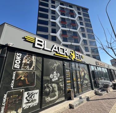 Black Fit GYM Club