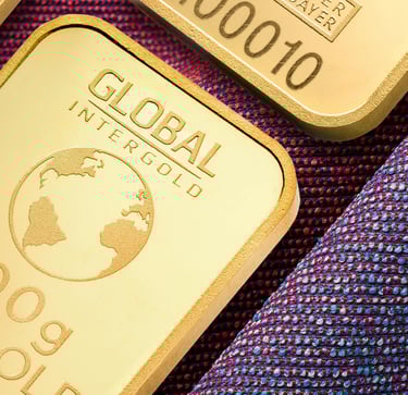 shiny gold symbolizing gold ira rollover from 401 (k) and roth IRA