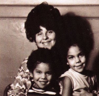 Linda Sharon Amos, 42