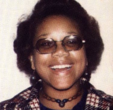 Newhuanda Darnes, 18