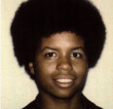 Sandy Cobb Jones, 22