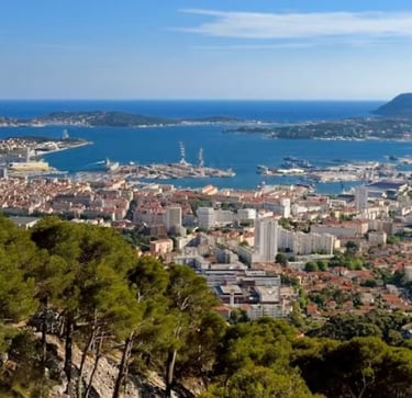 Aménagement paysager pour extérieur de maison à Toulon.