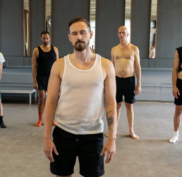 men meditating