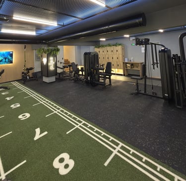 Functional training area, Μηχανήματα δύναμης & Ελεύθερα βάρη σε μικρά groups