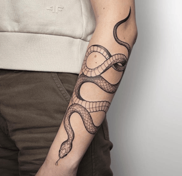 artistic-snake-tattoo-maxduong