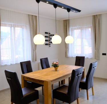 Esstisch des Nussberg Chalets