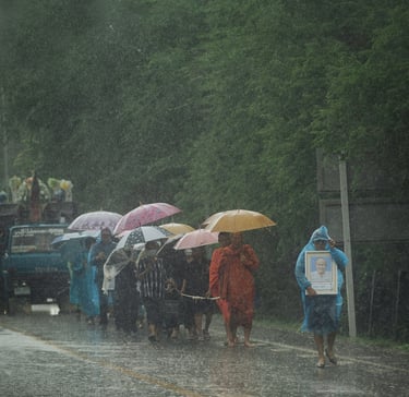 ช่างภาพงานศพน่าน รับถ่ายภาพพิธีอวมงคล บันทึกความทรงจำครั้งสุดท้ายอย่างสำรวม