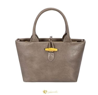 sac à main taupe David Jones modèle Camille avec fermeture dorée – 23 x 18 x 10 cm – Luanda Steel