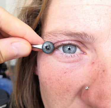 iris peinture prothèse oculaire oculariste ocularist nice avfrance