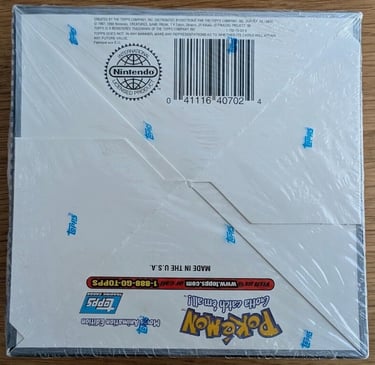 Display Topps Pokémon The first Movie canadien dessous