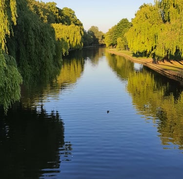 Bedford Embankment summer scene
