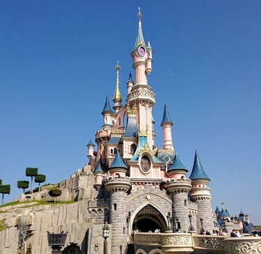 Castillo Bella Durmiente en el Disneyland Park en Disneyland París