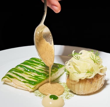 Pêche de nos côtes, fenouil décliné, jus au citron noir