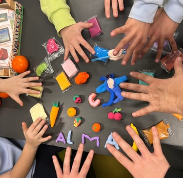 5_niños_clase_emoziona2_habilidades_sociales