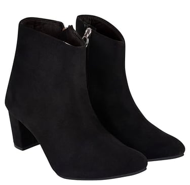 Black boots for women