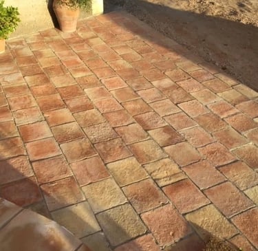 carreaux en terre cuite 20x20 cm pour revêtement de sol extérieur