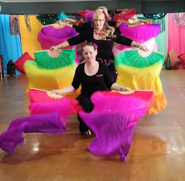 Dance with Wendy Professional belly dance lesions 